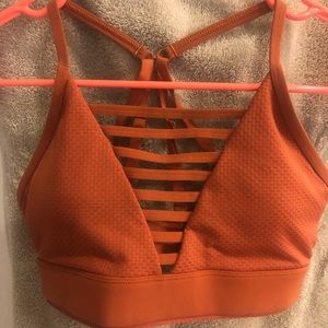 Lorna Jane sports bra size medium pads included